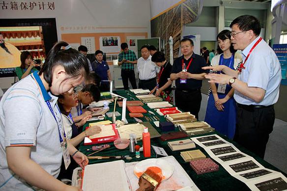 數(shù)智賦能 文韻新生 2018年中國圖書館年會在河北廊坊聚焦數(shù)字文化創(chuàng)意應用服務